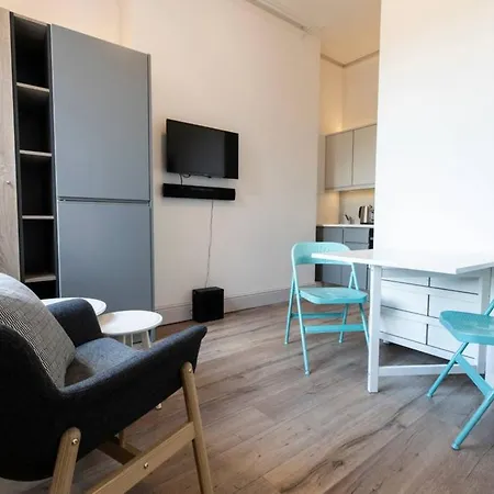 Stunning 1 Bedroom Studio In Stylish Rathmines Apartmán *
